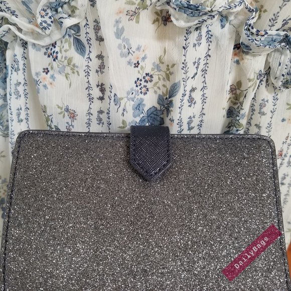 DUSK NAVY BOXED COMPACT WALLET LOLA KATE SPADE - Picture 11 of 13